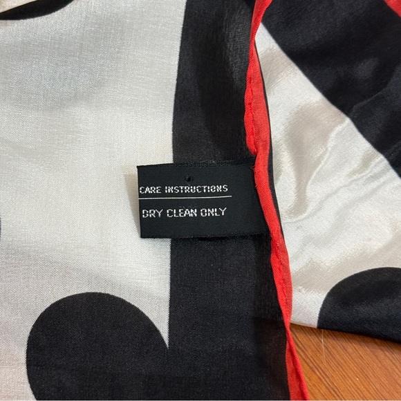 Specialty House Silk Organic Floral MCM Silk Scarf Large Square - Picture 7 of 7